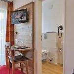 Hoehenhotel & Restaurant Kalikutt מלון 3*