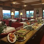 מלון Hoehenhotel & Restaurant Kalikutt 3*