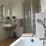 מלון Hoehenhotel & Restaurant Kalikutt אופנאו