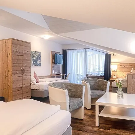 Hoehenhotel & Restaurant Kalikutt Szálloda