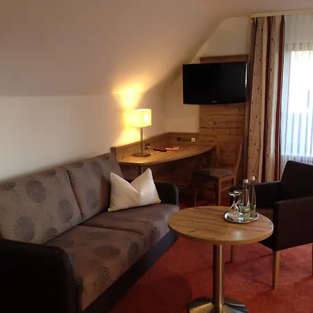 Hotel Hohenhotel & Restaurant Kalikutt 3*
