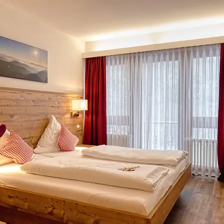 Hoehenhotel & Restaurant Kalikutt Szálloda 3*