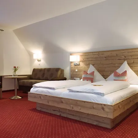 Hoehenhotel & Restaurant Kalikutt Hotel